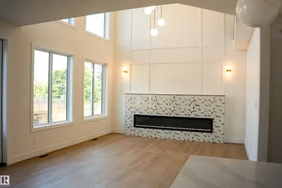 Interior photo 3 of 34 McKenzie Close CL