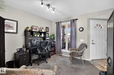 Interior photo 3 of 226 BROOKVIEW WY