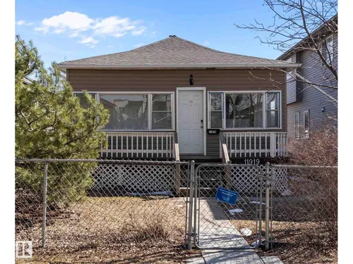 11919 96 ST NW, Edmonton - $344,900