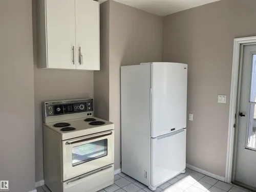 11161 96 ST NW, Edmonton - $378,900