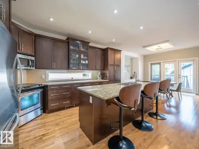 Interior photo 2 of 10957 75 AV NW