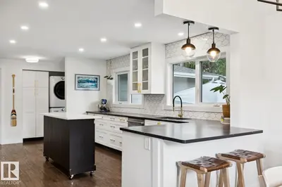 Interior photo 2 of 13615 BUENA VISTA RD NW