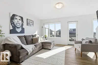 Interior photo 3 of #49 850 SECORD BV NW