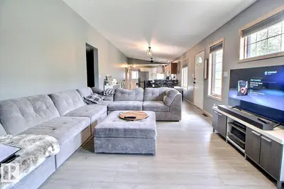 Interior photo 2 of 2508 TWP ROAD 513
