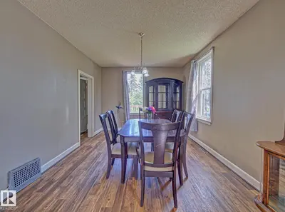 Interior photo 2 of 5414 52 AV