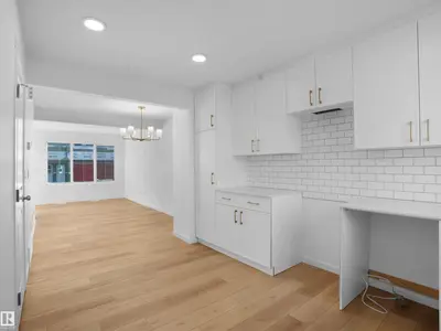 Interior photo 2 of #33 1009 Cy Becker RD NW
