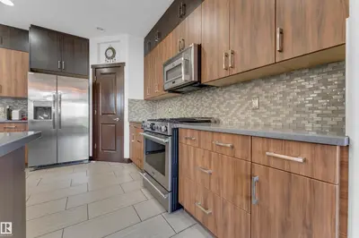 Interior photo 2 of 3630 GOODRIDGE CR NW