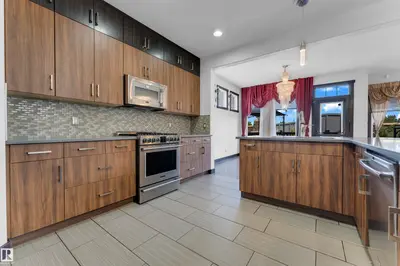 Interior photo 4 of 3630 GOODRIDGE CR NW
