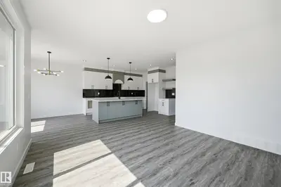 Interior photo 3 of 3 PIERWYCK LO