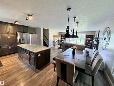 Interior photo 3 of 4309 53 ST