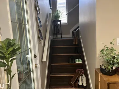 Interior photo 4 of 11724 88 ST NW