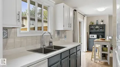 Interior photo 2 of 31 WALDEN CR