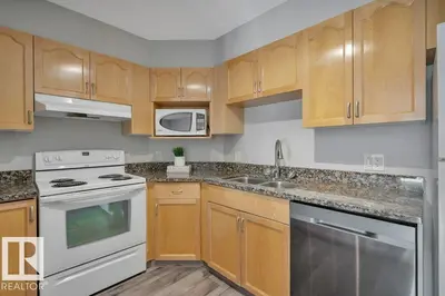 Interior photo 4 of #401 50 ST THOMAS ST