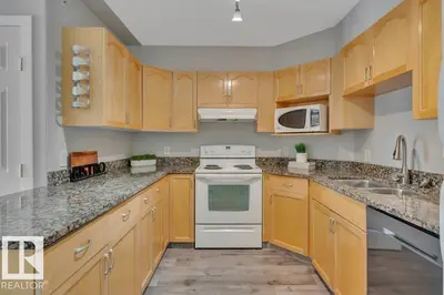 Interior photo 3 of #401 50 ST THOMAS ST