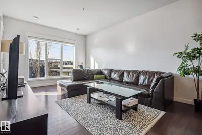 Interior photo 3 of #209 10518 113 ST NW