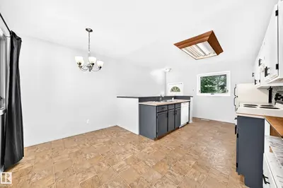 Interior photo 2 of 216 COTTONWOOD AV