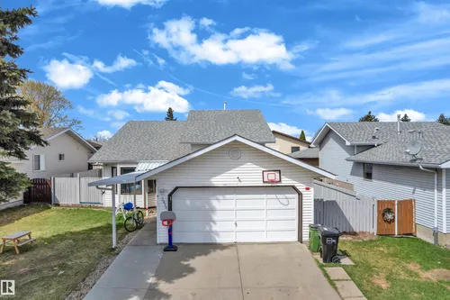 2416 35 ST NW, Edmonton - $469,000