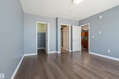 Interior photo 3 of #209 802 12 ST