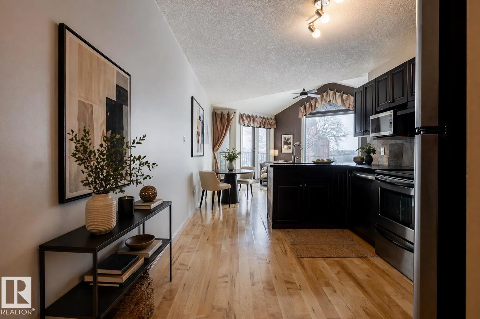 #304 9336 JASPER AV NW, Edmonton - 1 bedroom Apartment for sale