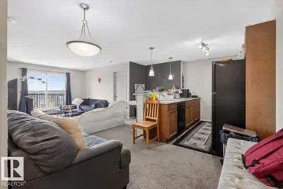 Interior photo 3 of #421 1180 HYNDMAN RD NW
