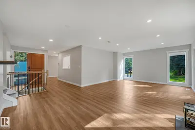 Interior photo 2 of #382 51112 RGE ROAD 222