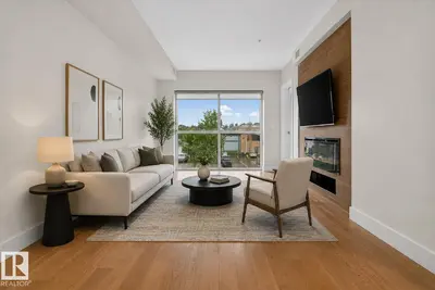 Interior photo 1 of #514 200 BELLEROSE DR