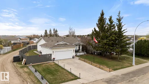 4319 54 AV, Tofield - $428,000