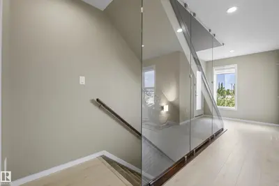 Interior photo 2 of #10 1075 ROSENTHAL BV NW