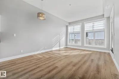 Interior photo 4 of #114 10531 117 ST NW