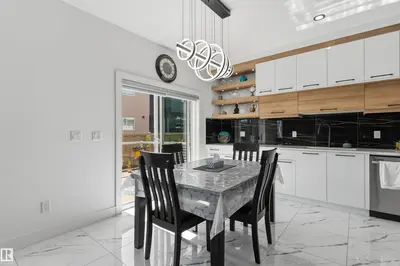 Interior photo 4 of 1809 18A AV NW