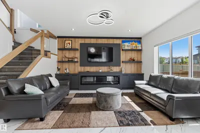 Interior photo 3 of 1809 18A AV NW