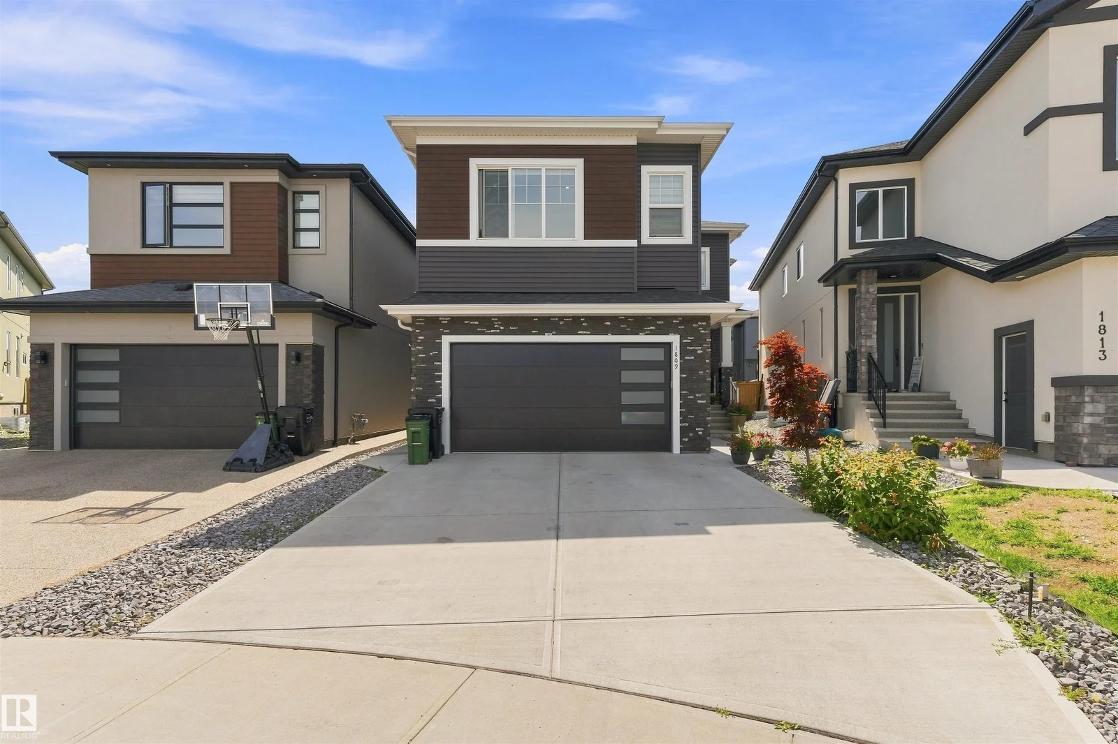 1809 18A AV NW, Edmonton - 8 bedroom Detached Single Family for sale