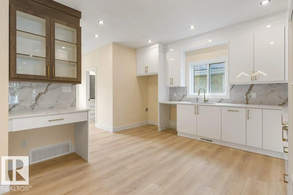10323 79 ST NW, Edmonton - 6 bedroom Duplex for sale