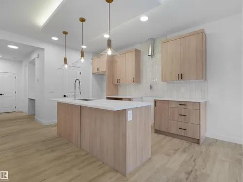 8241 KIRIAK LO SW, Edmonton - $539,888
