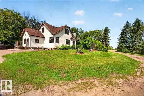 160005 Twp 540, Rural Lamont County - $510,000