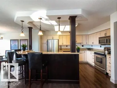 Interior photo 3 of #1203 10025 113 ST NW