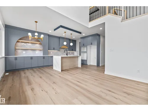 6 ENNS CO, Fort Saskatchewan - $589,900