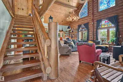 Interior photo 4 of 107 Idlehours Drive