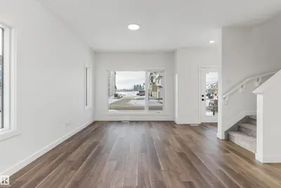 Interior photo 2 of 1218 MCLEOD AV