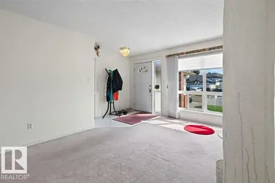 Interior photo 2 of 1046 JONES CR NW