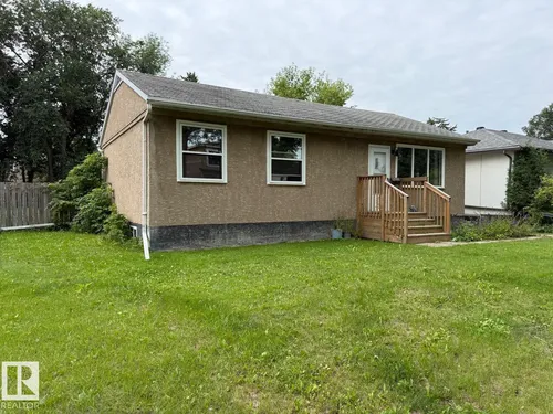 7607 83 AV NW, Edmonton - $499,900