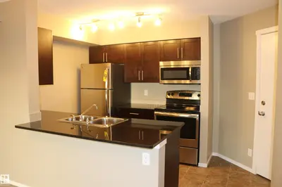 Interior photo 4 of #312 3207 James Mowatt Trail SW