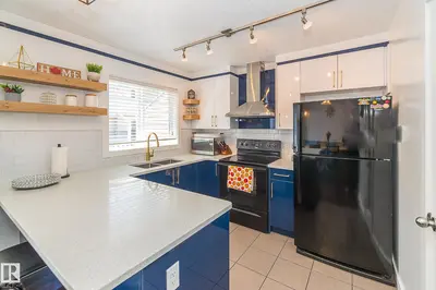 Interior photo 2 of #13 7289 SOUTH TERWILLEGAR DR NW