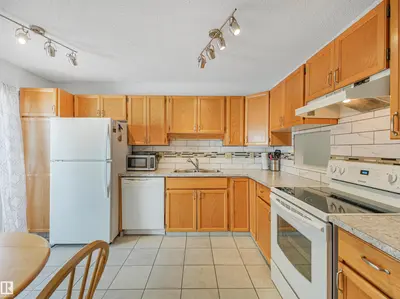 Interior photo 2 of 5749 189 ST NW