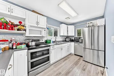 Interior photo 3 of 9031 150 ST NW