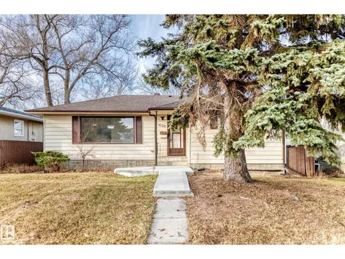 9126 152 St NW, Edmonton - $459,900