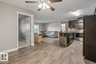 Interior photo 4 of #116 9910 107 ST