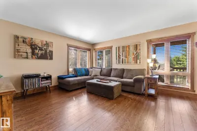 Interior photo 3 of 804 GRAYBRIAR GR