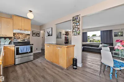 Interior photo 4 of 14220 58 ST NW