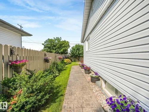 9528 54 ST NW, Edmonton - $549,900